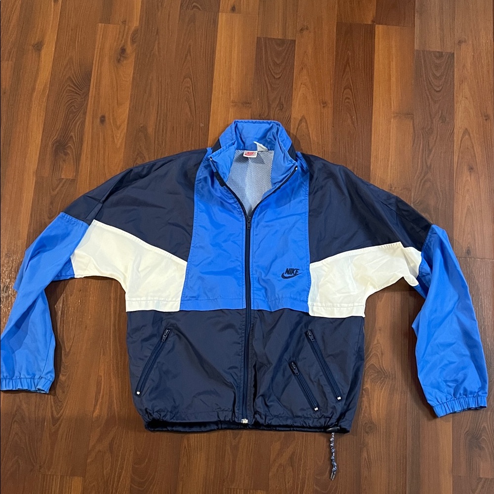 Vintage 90’s Nike Navy Blue Jacket with White Accents